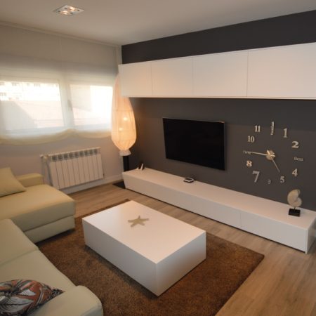 Salón C/ Valeriano Miranda (Mieres)