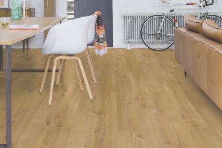 08-suelos-laminados-acabado-roble