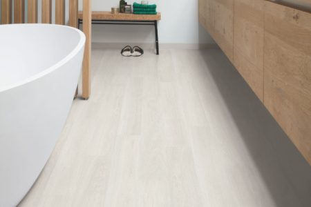 12-suelos-laminados-acabado-roble