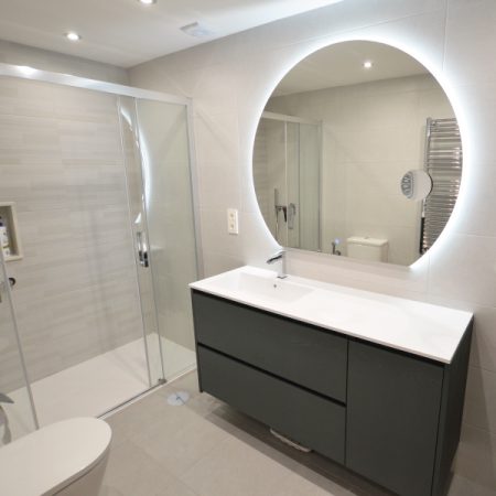 Reforma baño C/ Ramón y Cajal (Mieres)