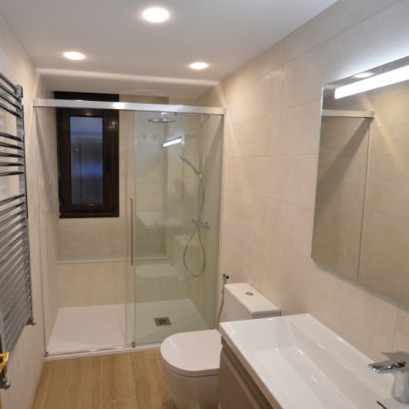 Reforma baño C/ Manuel Llaneza – Mieres